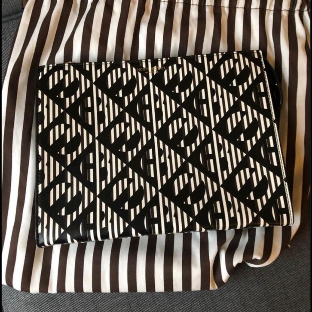 Large Henri bendel cosmetic clutch
